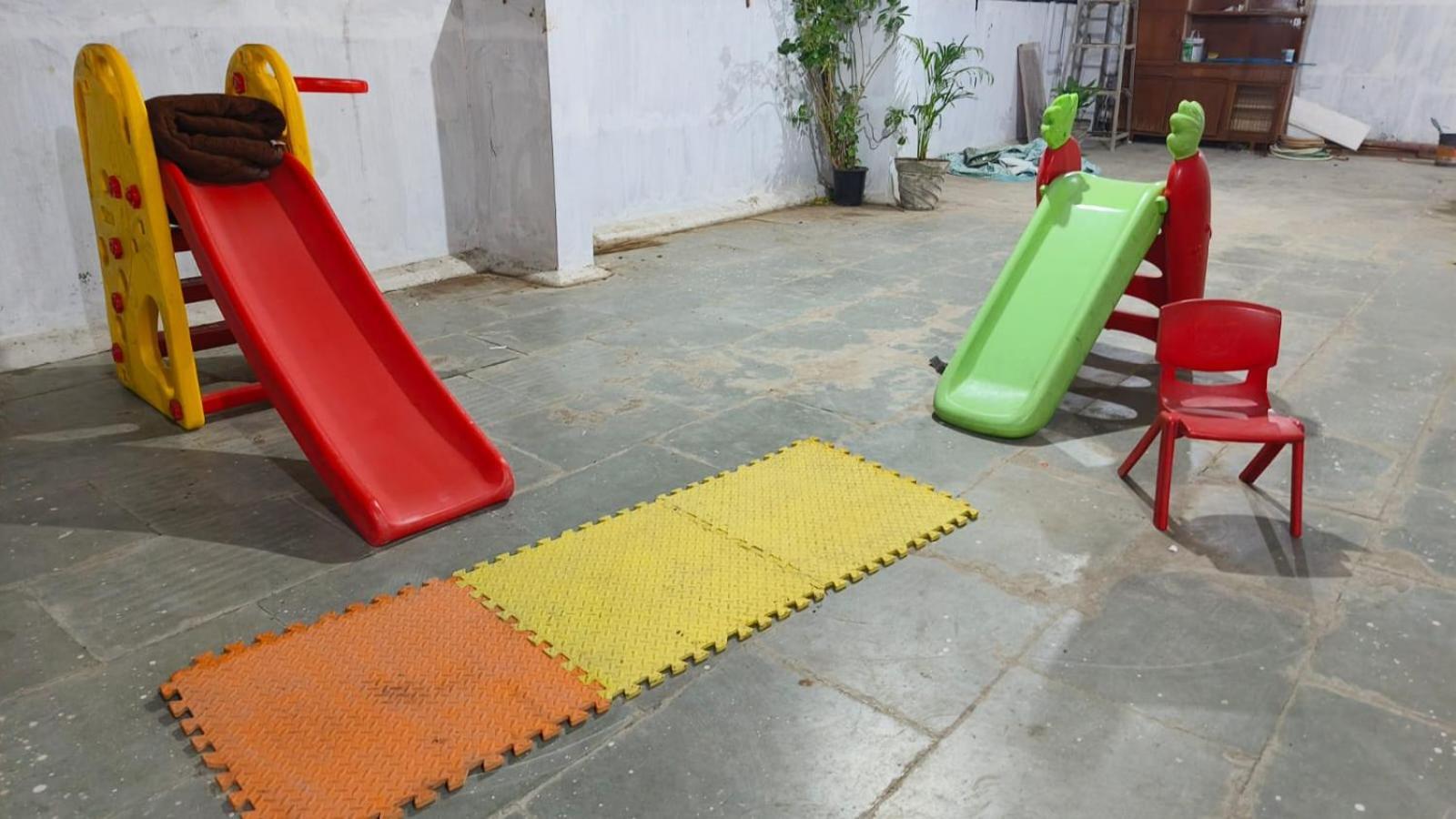 Nain Guest House Ujjain Exteriör bild